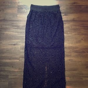 Long black skirt
